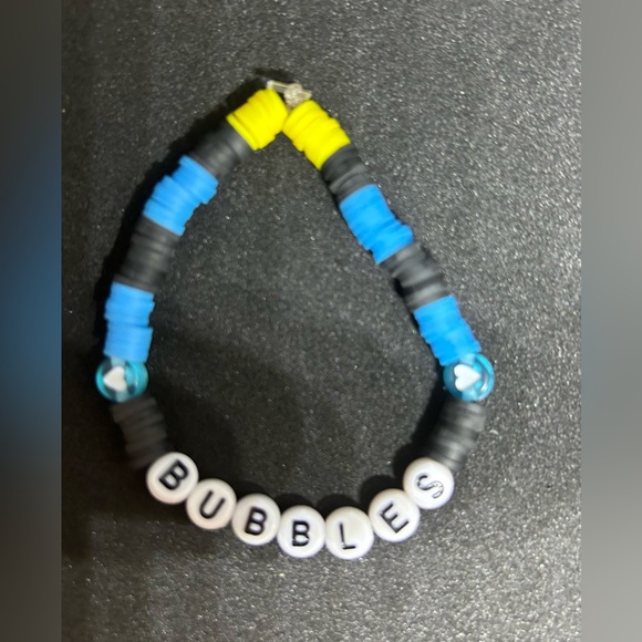 Bubbles (The Powerpuff Girls) Heishi Bracelet - Picture 6 of 12